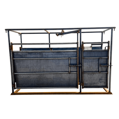 metal livestock chute equipment